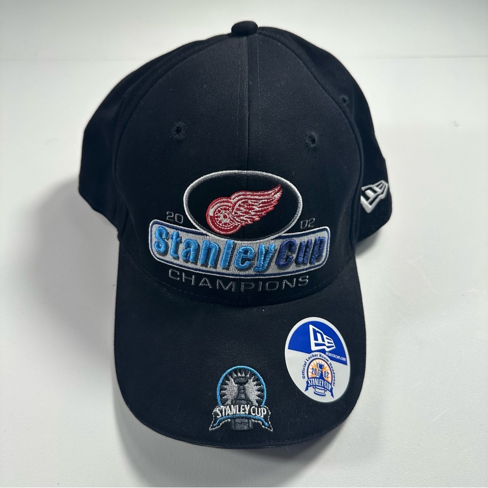 Vtg new era 2002 detroit red Wings Stanley cup champions hat Velcro strapback
